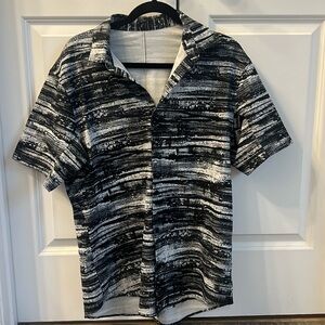 Men’s black and white button down